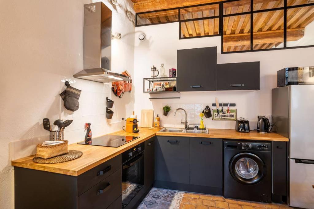 Lugdunum At The Heart Of The Old Lyon Ail Apartment Exterior photo